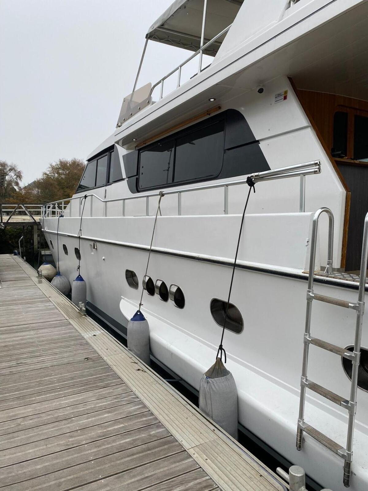 Hotel Yacht Aquamarina Vieux Port La Rochelle La Rochelle  Exterior foto